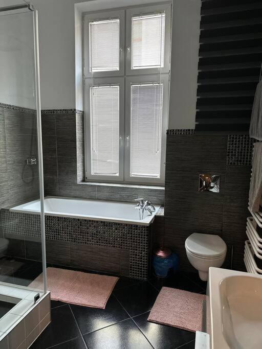 P-122 Piotrkowska Apartment. Lodz  Exterior photo
