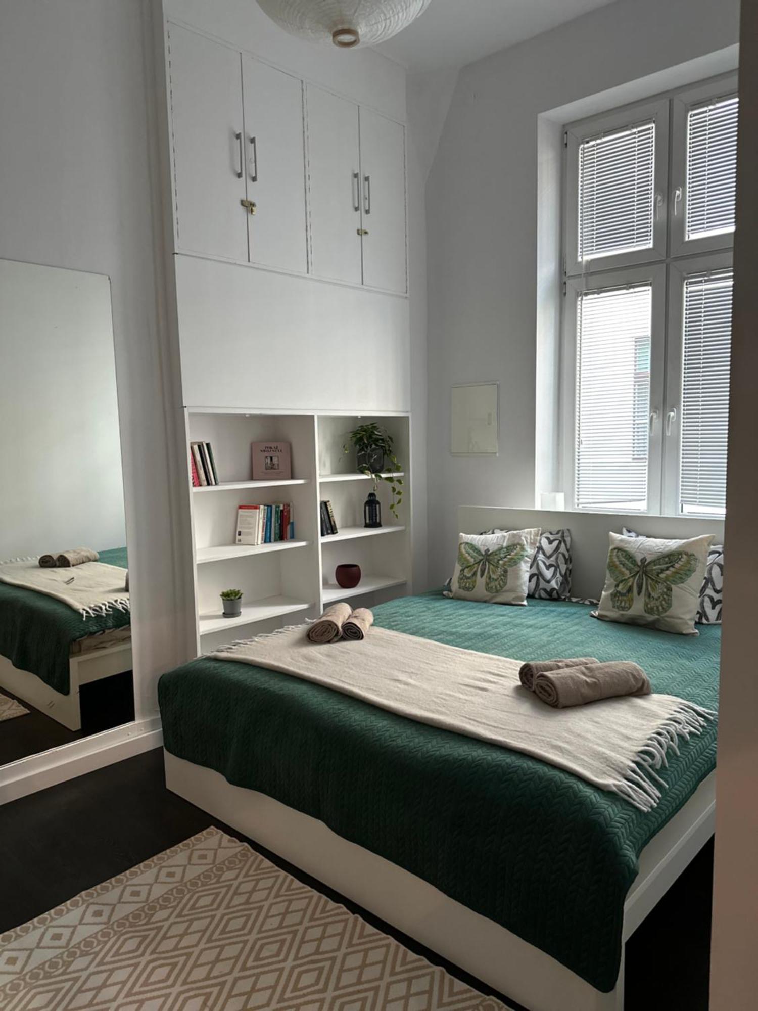 P-122 Piotrkowska Apartment. Lodz  Exterior photo